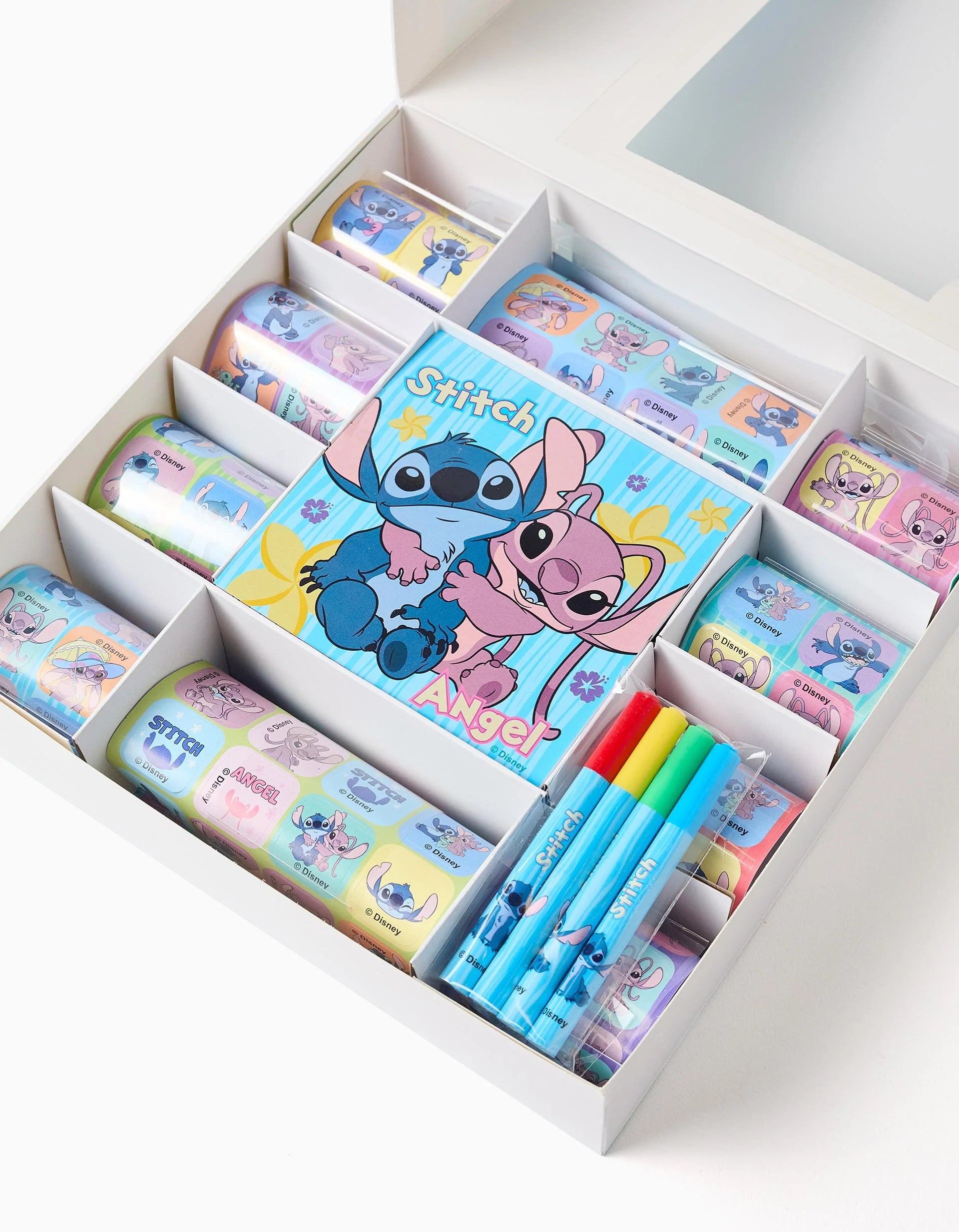 Coffret Stickers et Coloriage Stitch - 1000 autocollants