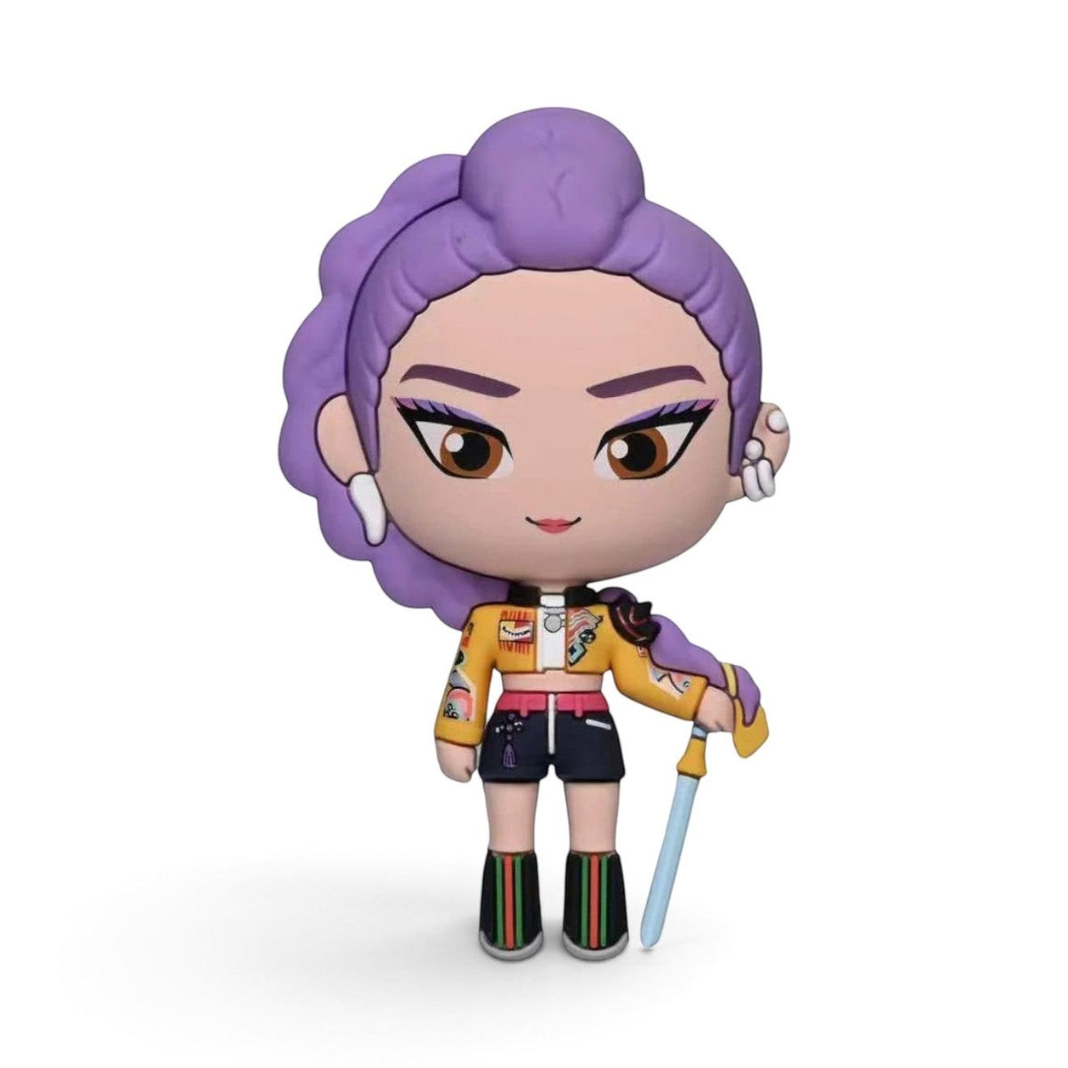 Aimant 3D Le Studio Fantastique Rumi de K-Pop Demon Hunters en mousse relief avec tenue jaune et cheveux violets