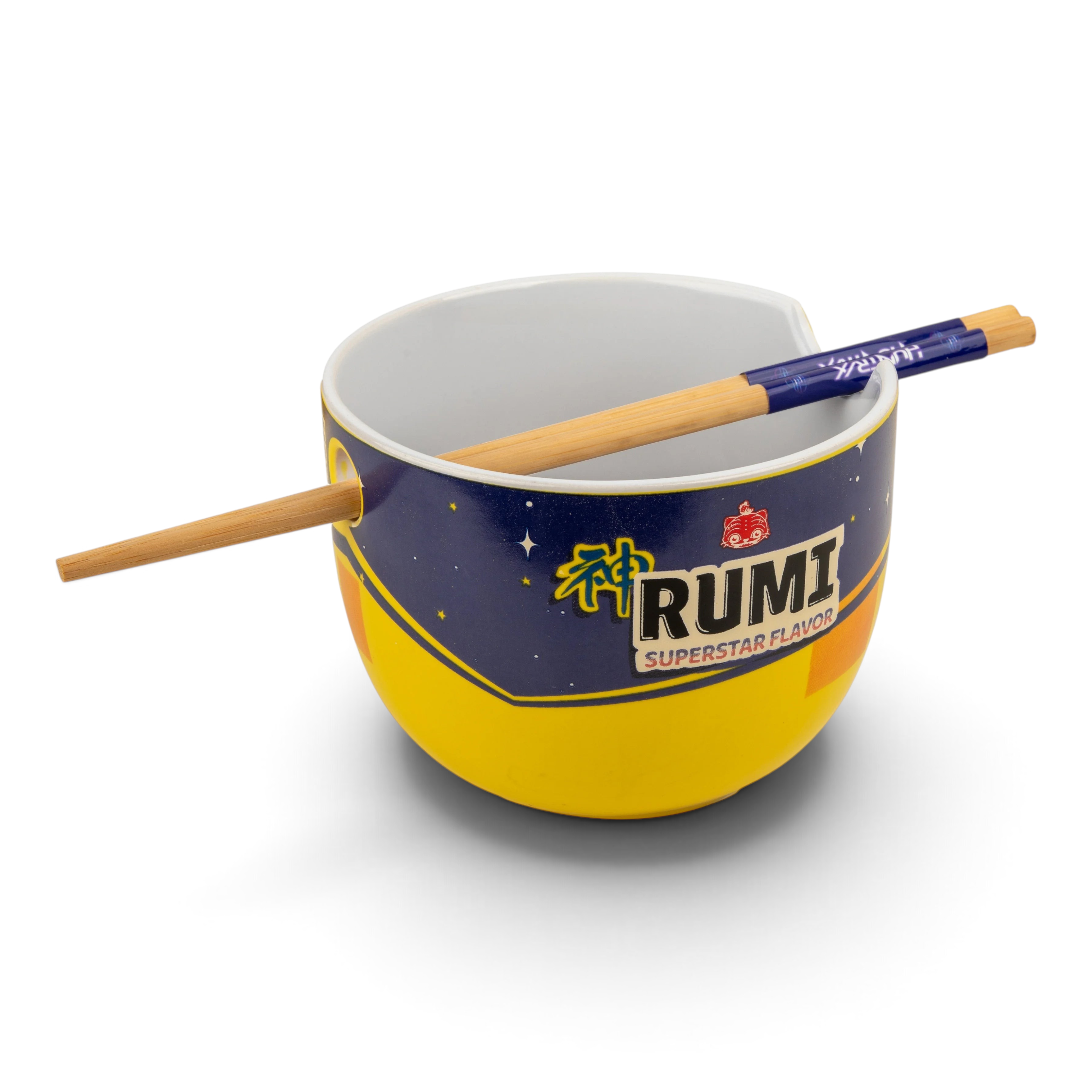 Bol à ramen en céramique Le Studio Fantastique Rumi Superstar Flavor avec baguettes en bambou sur fond blanc